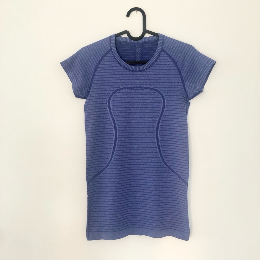 Lululemon Swiftly Tech Short Sleeve Athletic Top Blue Striped Size 4